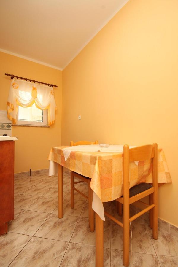 Apartments By The Sea Stara Novalja, Pag - 6469 Bagian luar foto