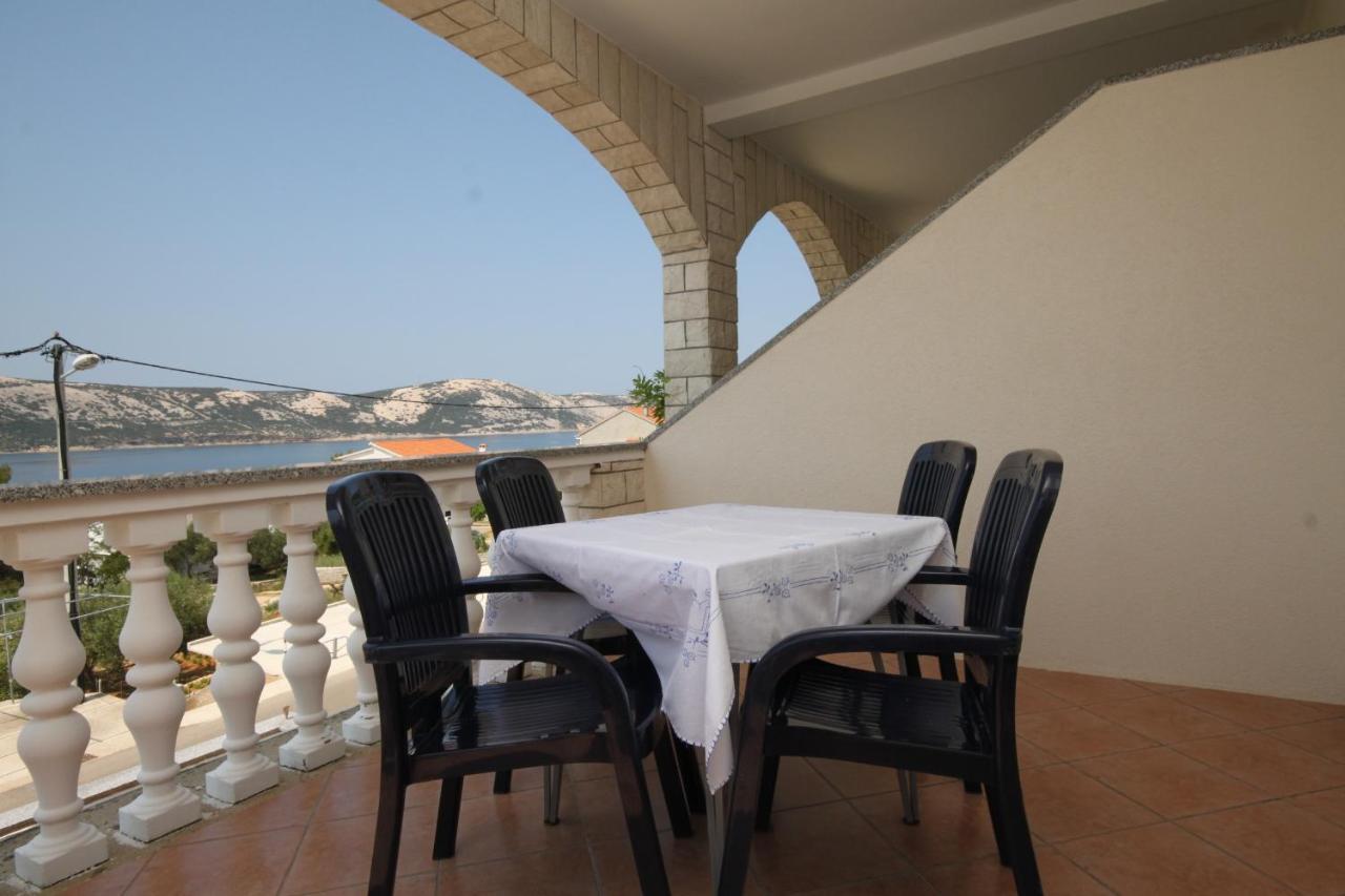 Apartments By The Sea Stara Novalja, Pag - 6469 Bagian luar foto