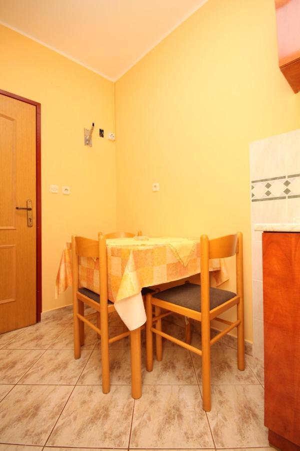 Apartments By The Sea Stara Novalja, Pag - 6469 Bagian luar foto
